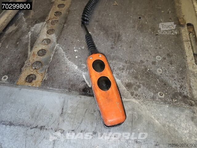 Koffer Mercedes Atego 816 4X2 8tonner Automatic 1000kg Ladebord...