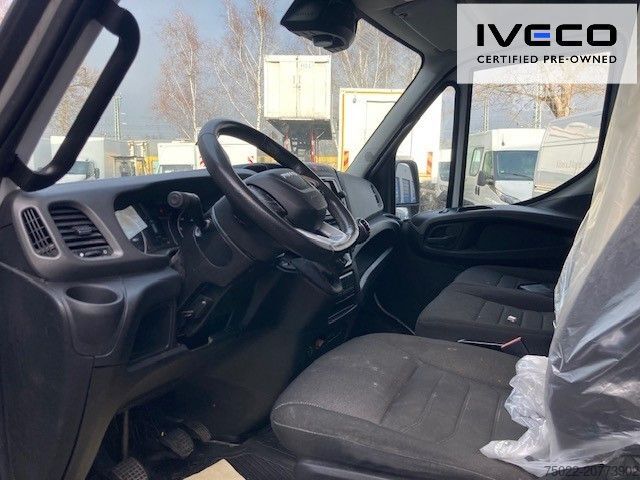 Ploščati dostavnik IVECO 70C18 Kastenwagen