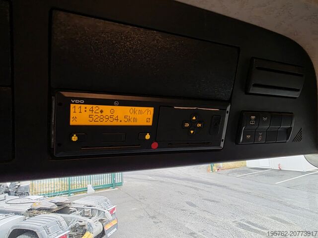 Kamion sa ravnom platformom Mercedes-Benz Actros 2745 6x2 Lenk/Lift Axe PK18002-EH