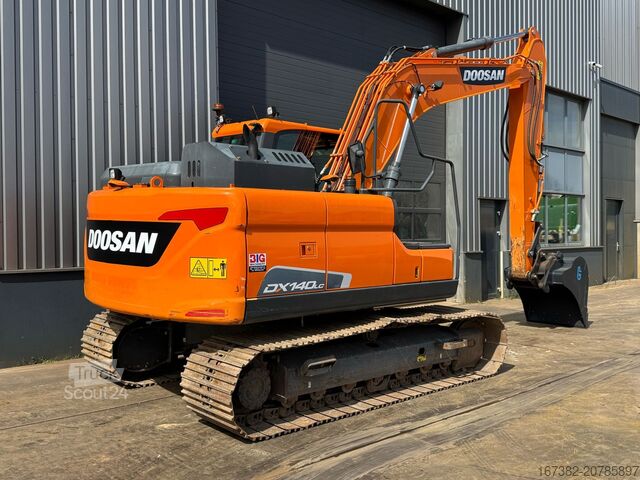 Pelle sur chenilles Doosan DX140LC-5 - CE / Verachtert CW30