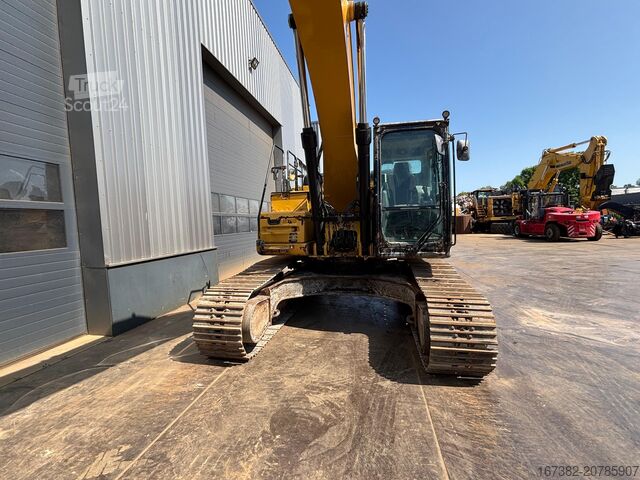 Goseniški bager Caterpillar 330FL