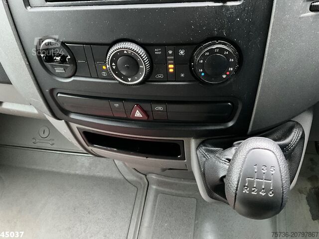 Veículo de recolha de resíduos Volkswagen Crafter 2.5 TDI Terberg zijlader Just 115.247 Km!