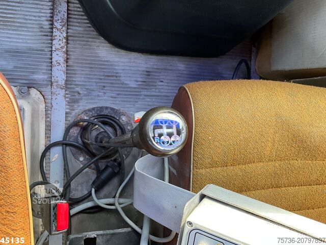 Strooiwagens Volvo N720 Schmidt Zoutstrooier Just 60.240 km!