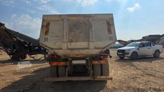 Camión volquete MAN TGA 35.360