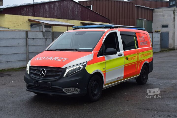 Itfaiye aracı MERCEDES-BENZ Vito 4x4 Notarzt Einsatzfahrzeug NEF