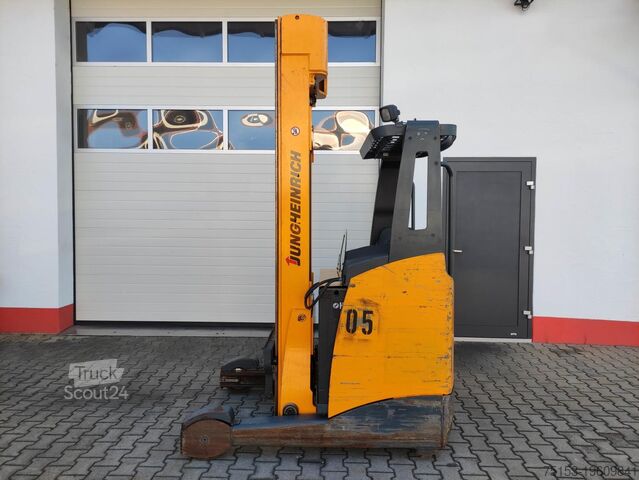 Καροτσάκια προσέγγισης (Reach Trucks) Jungheinrich ETV216