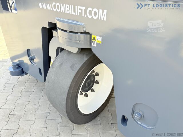 чотири-напрямний навантажувач Combilift C8000 GAS TRIPLEX 8300 WIDE POSITIONER