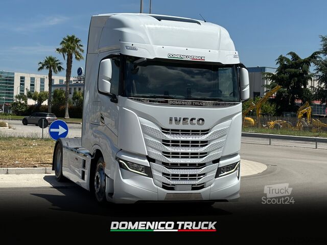 Vakio vetoauto IVECO S-WAY 530