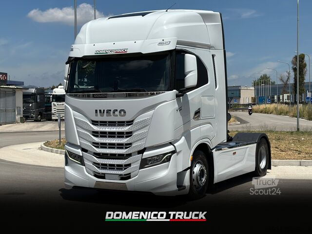 Vakio vetoauto IVECO S-WAY 530