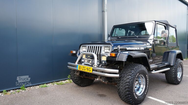 Osobní doprava Jeep WRANGLER YJ 4.0i SOFTTOP 4x4 1993