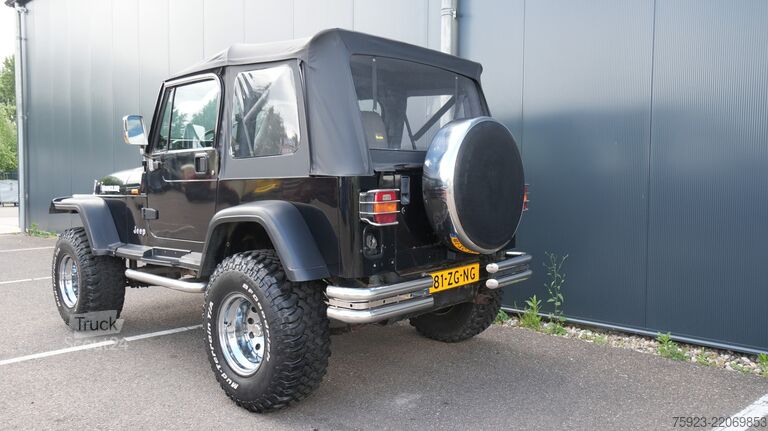 Osobní doprava Jeep WRANGLER YJ 4.0i SOFTTOP 4x4 1993
