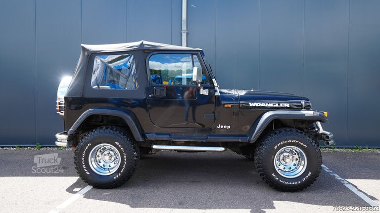 Osobní doprava Jeep WRANGLER YJ 4.0i SOFTTOP 4x4 1993