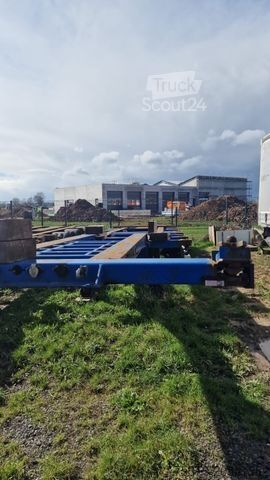 Polpriklopnik za zamenljive nadgradnje KRONE SD C Containerchassis/Pneumatischer Ausschub