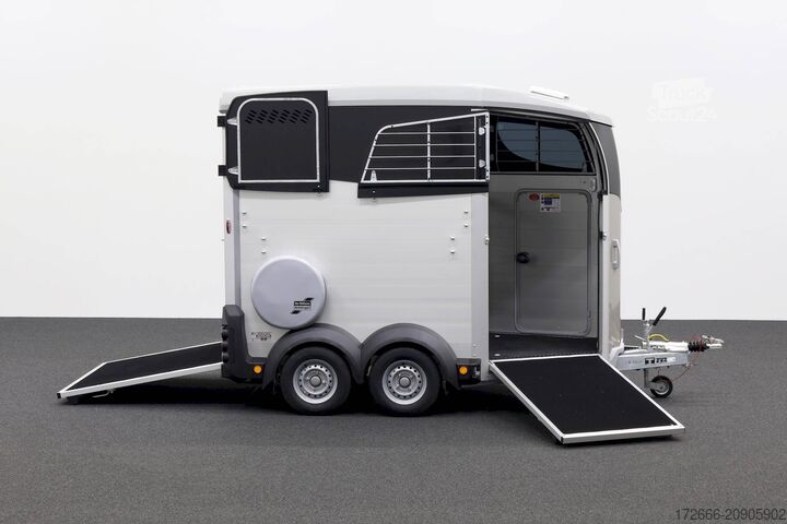 Remorque de transport de chevaux Ifor Williams IFOR WILLIAMS HBX 506 | SILBER +FRONTAUSTIEG RECHTS +POLSTER +3.BREMSLEUCHTE