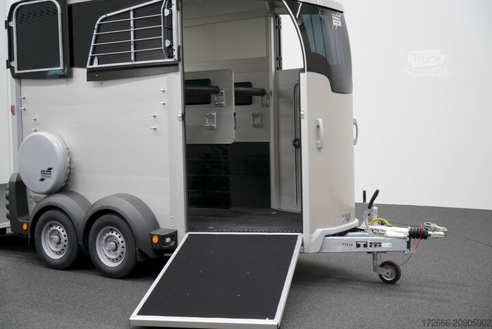 Remorque de transport de chevaux Ifor Williams IFOR WILLIAMS HBX 506 | SILBER +FRONTAUSTIEG RECHTS +POLSTER +3.BREMSLEUCHTE