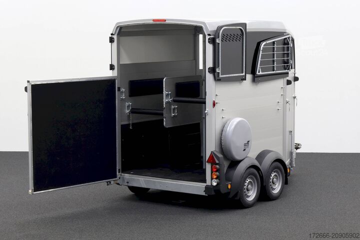 Remorque de transport de chevaux Ifor Williams IFOR WILLIAMS HBX 506 | SILBER +FRONTAUSTIEG RECHTS +POLSTER +3.BREMSLEUCHTE