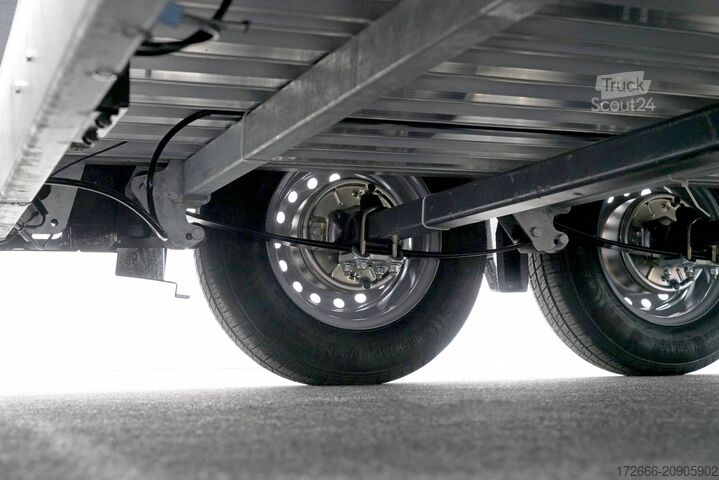 Remorque de transport de chevaux Ifor Williams IFOR WILLIAMS HBX 506 | SILBER +FRONTAUSTIEG RECHTS +POLSTER +3.BREMSLEUCHTE