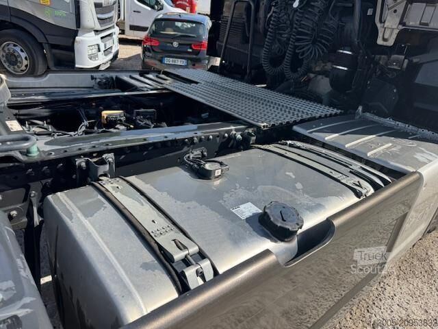 Tracteur routier standard MAN TGX 18-520 ADR 2