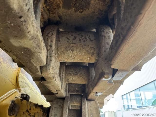 Rouleau compresseur Caterpillar 963K