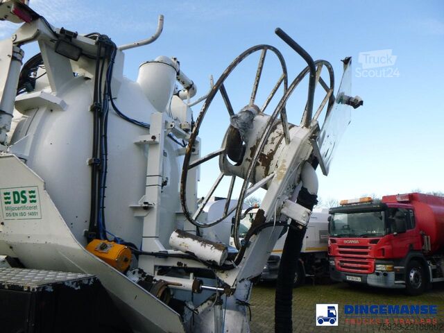 Aspirateur de boues Scania P124-420 6x2 vacuum tank 10.5 m3