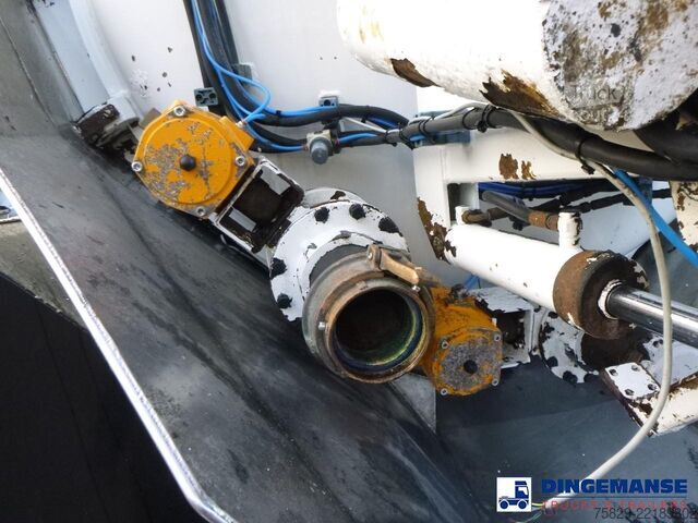 Sugekøretøj Scania P124-420 6x2 vacuum tank 10.5 m3