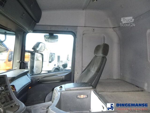 Sugekøretøj Scania P124-420 6x2 vacuum tank 10.5 m3