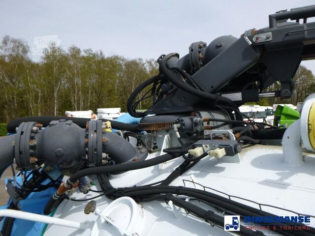 Sugande fordon Renault Kerax 450 dxi 6x4 RHD Rivard vacuum tank 11.9 m3