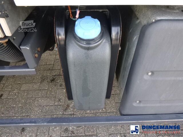 Sugande fordon Renault Kerax 450 dxi 6x4 RHD Rivard vacuum tank 11.9 m3