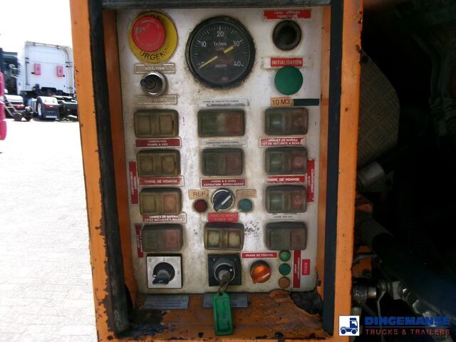 Sugebil MAN 41.463 8x4 Euro 2 vacuum tank ADR 15 m3 / 2 comp