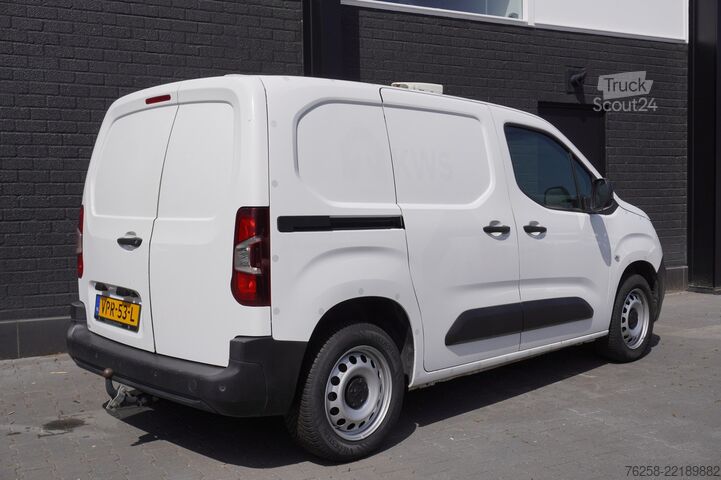 Kombi z wysokim dachem Peugeot Partner 1.5 BlueHDI 130PK EURO 6 - Airco - Crui...