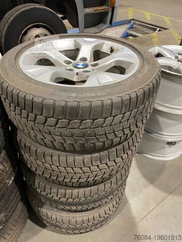 Räder mit Reifensatz BMW *BMW velgen met Brigdestone banden *225/50 R17