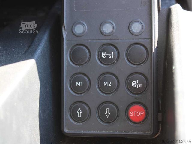 Camion frigorifique IVECO EUROCARGO 120E25, EURO 5, THERMO-KING T-600R