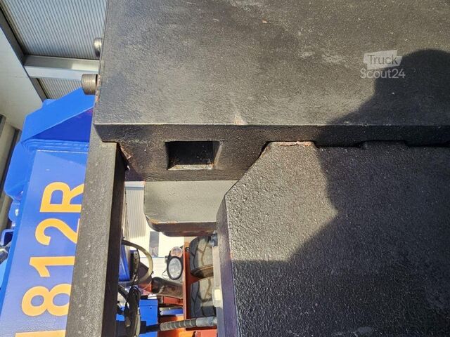 Machine de chargement et de déchargement Kalmar 18000 kg Adjustable Coil Dorn