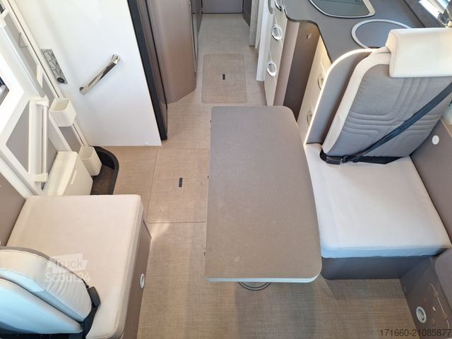 Ημιενσωματωμένο αυτοκινούμενο τροχόσπιτο BÜRSTNER Lyseo TD 727 G Mega Deal! 36.021 Euro sparen!