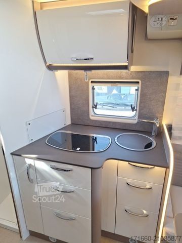 Ημιενσωματωμένο αυτοκινούμενο τροχόσπιτο BÜRSTNER Lyseo TD 727 G Mega Deal! 36.021 Euro sparen!