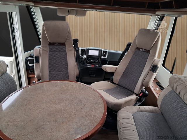 Integriertes Wohnmobil CARTHAGO chic e-line I 50 Yachting Solar, TV, Luftfederun