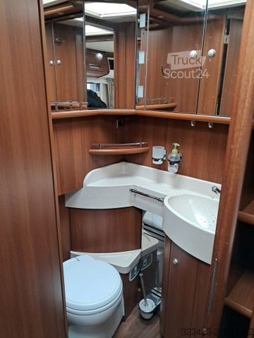 Ολοκληρωμένο αυτοκινούμενο τροχόσπιτο CARTHAGO chic e-line I 50 Yachting Solar, TV, Luftfederun