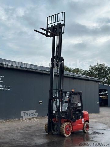 Ανυψωτικό περονοφόρο με εμπρόσθιο φορτηγό EP EFL 302 Elektrostapler BJ.2020