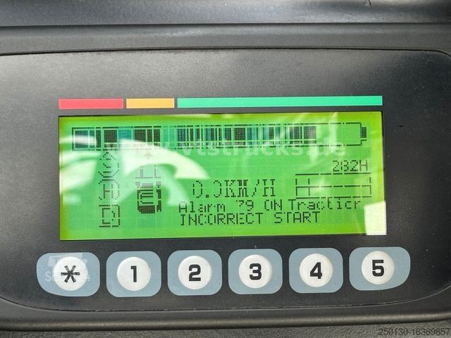 Ανυψωτικό περονοφόρο με εμπρόσθιο φορτηγό EP EFL 302 Elektrostapler BJ.2020