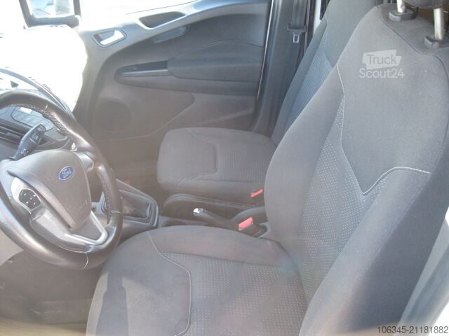 Furgone Ford Transit Courier