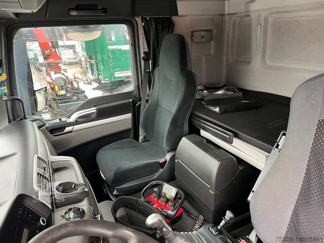 Standard tractor unit MAN TGS 28.480 6X4H Lift/lenk Kran Palfinger PK33002