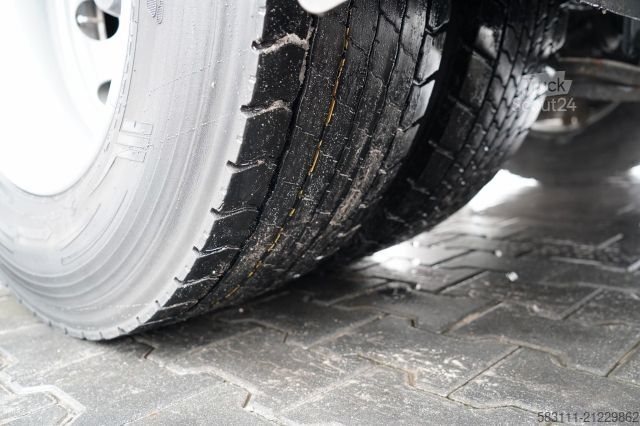 Standard tractor unit SCANIA R 410 / RETARDER / OPTICRUISE