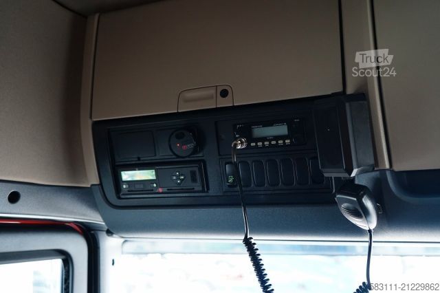 Standard tractor unit SCANIA R 410 / RETARDER / OPTICRUISE