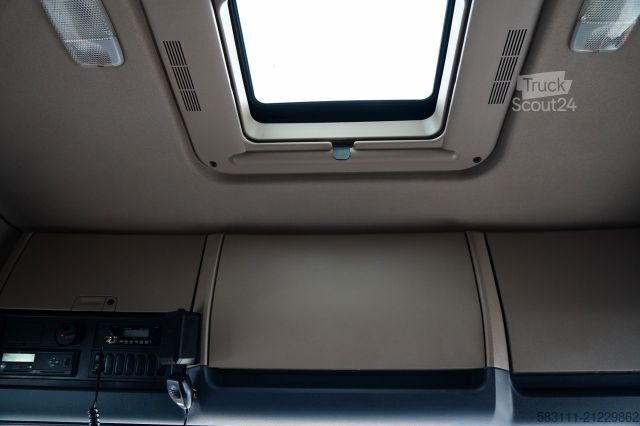 Standard tractor unit SCANIA R 410 / RETARDER / OPTICRUISE