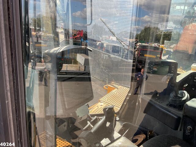 Levelling machine Caterpillar D11 Dozer + Ripper + EPA