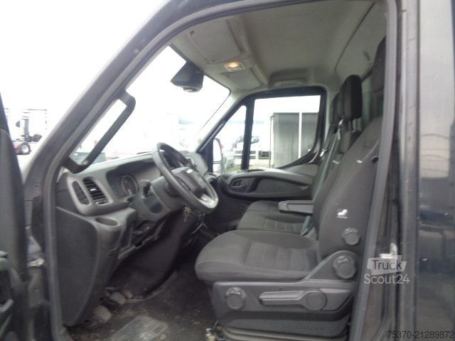 Camion plateau avec bâche IVECO DAILY 35C18 3.0 - 4100