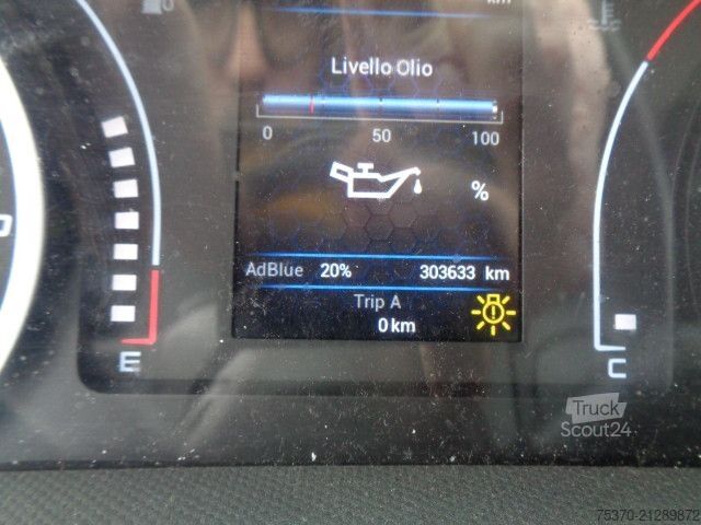 Camion plateau avec bâche IVECO DAILY 35C18 3.0 - 4100