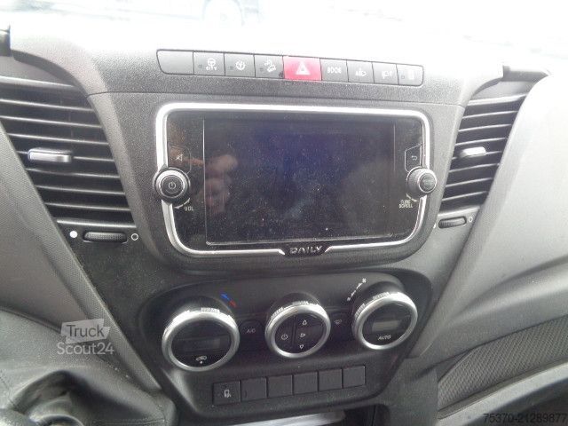 Camion bâché IVECO DAILY 35C18 3.0 - 4100