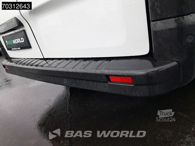 Aukšto stogo universalas Renault Trafic 130pk L2H1 LED Klima Tempomat Parkensens...