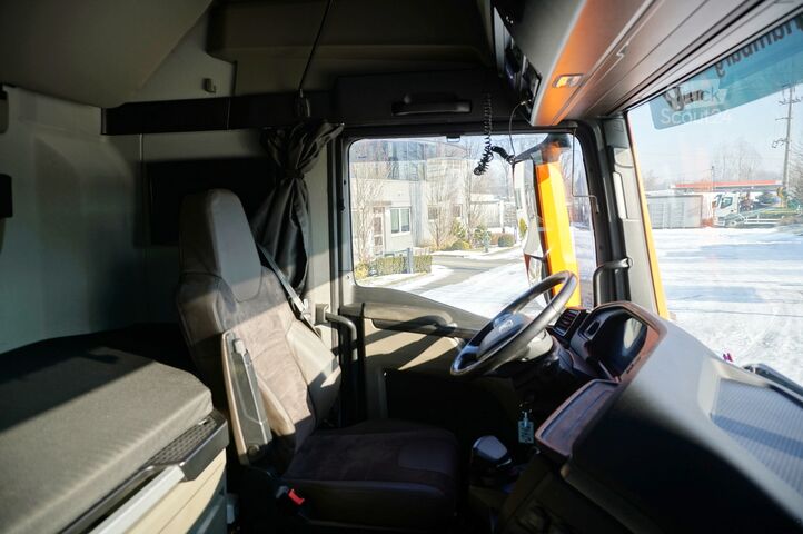 Ciągnik siodłowy MAN TGX 33.580 6x4 tractor unit / GVM 70 t